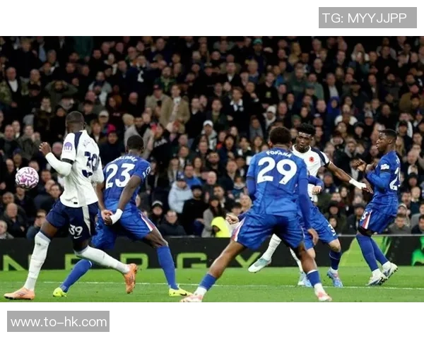 切尔西逆转热刺友谊赛精彩集锦五球狂胜引爆全场激情