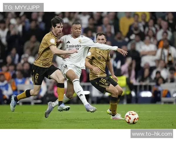 国王杯热刺与皇马激战成平局帽子戏法引发争议判罚引爆全场