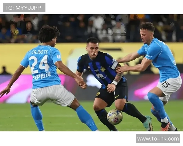 中超激战：那不勒斯大胜巴萨红牌事件引发全场热议战术解析