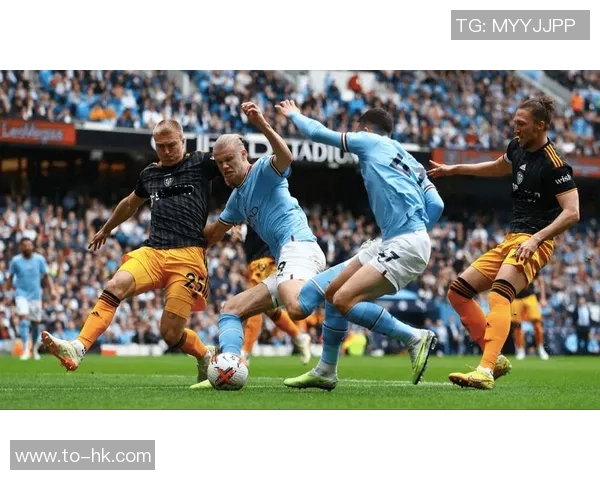 欧冠大战拜仁强势逆袭曼城帽子戏法点燃全场激情与转会传闻交织