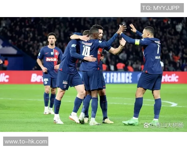 西甲激战波尔图与巴黎圣日耳曼平局红牌事件引发全场热议与转会猜想